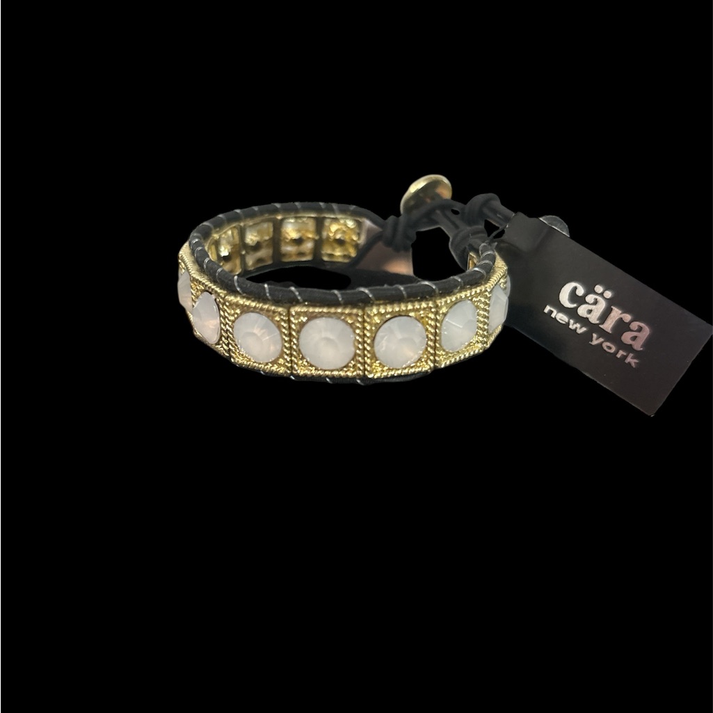 Cara Cara Gold And White Geometric Bracelet